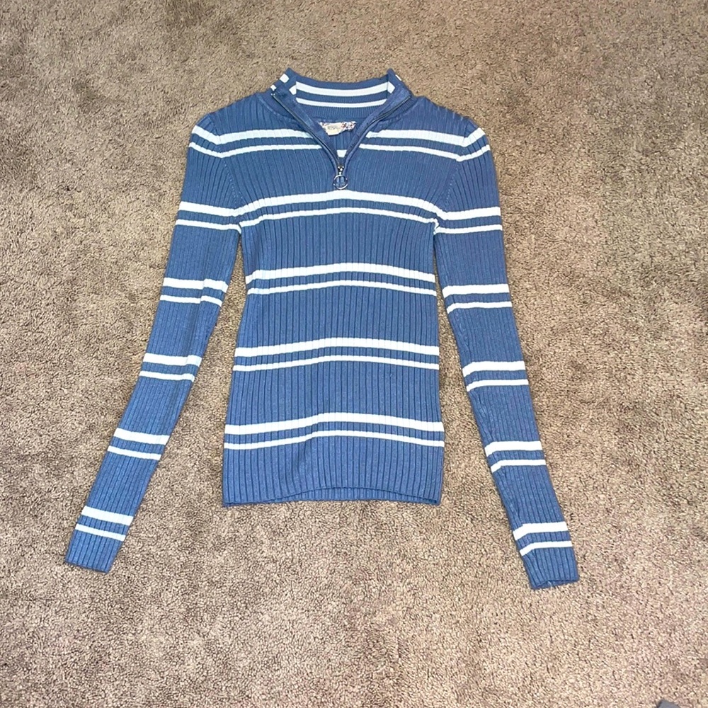 Gray and white striped top